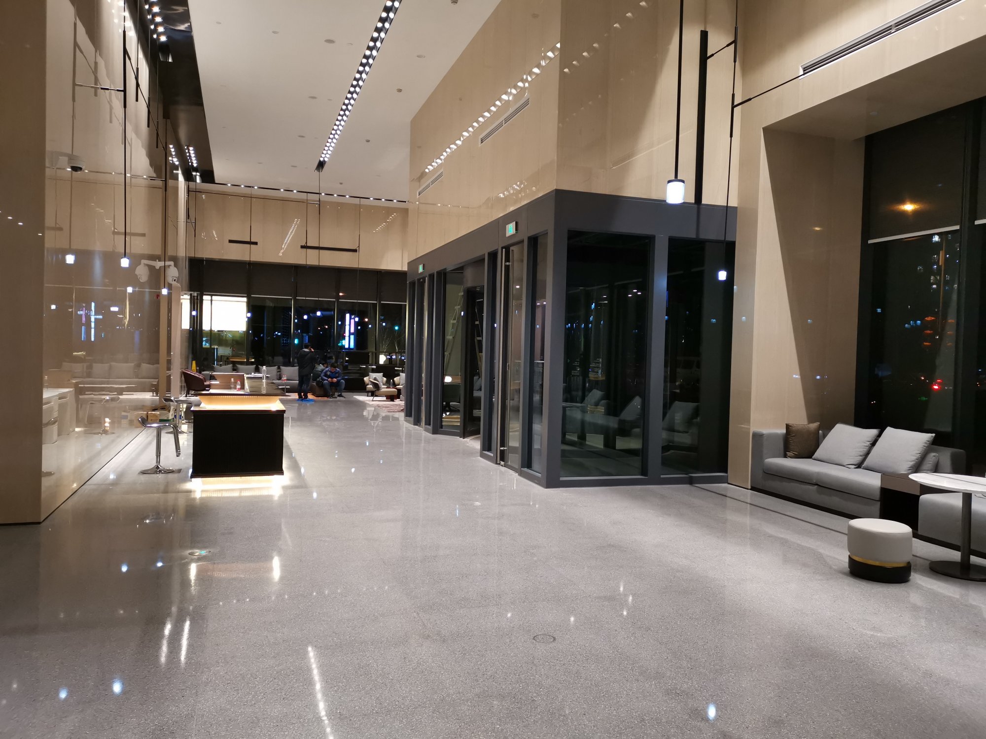 凤凰城G坐改造项目