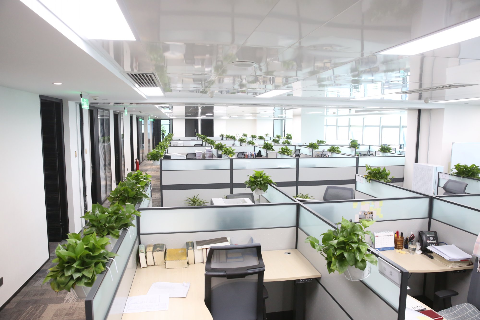 环球贸易中心办公楼项目